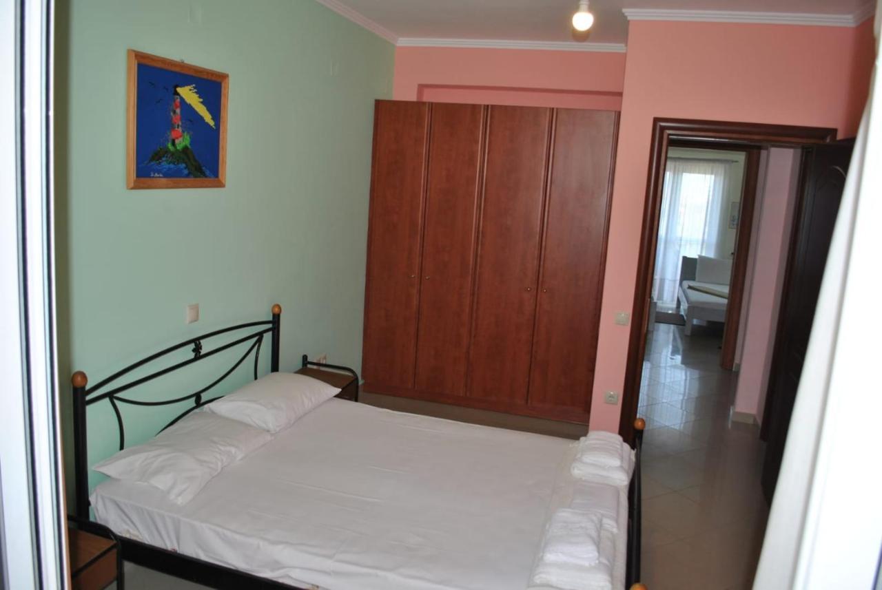 Monika Lefkada Hotel Tsoukaládhes Buitenkant foto