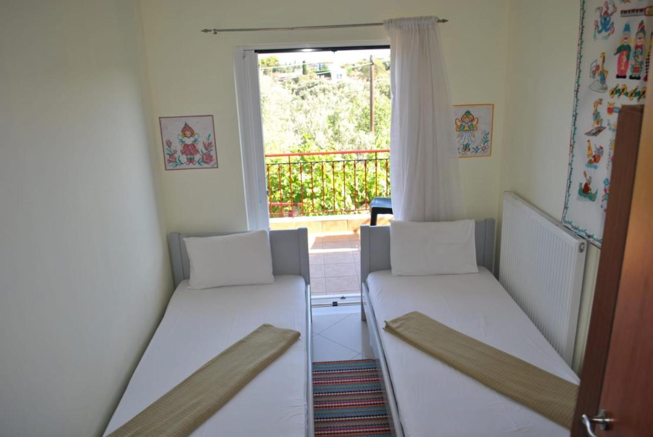 Monika Lefkada Hotel Tsoukaládhes Buitenkant foto