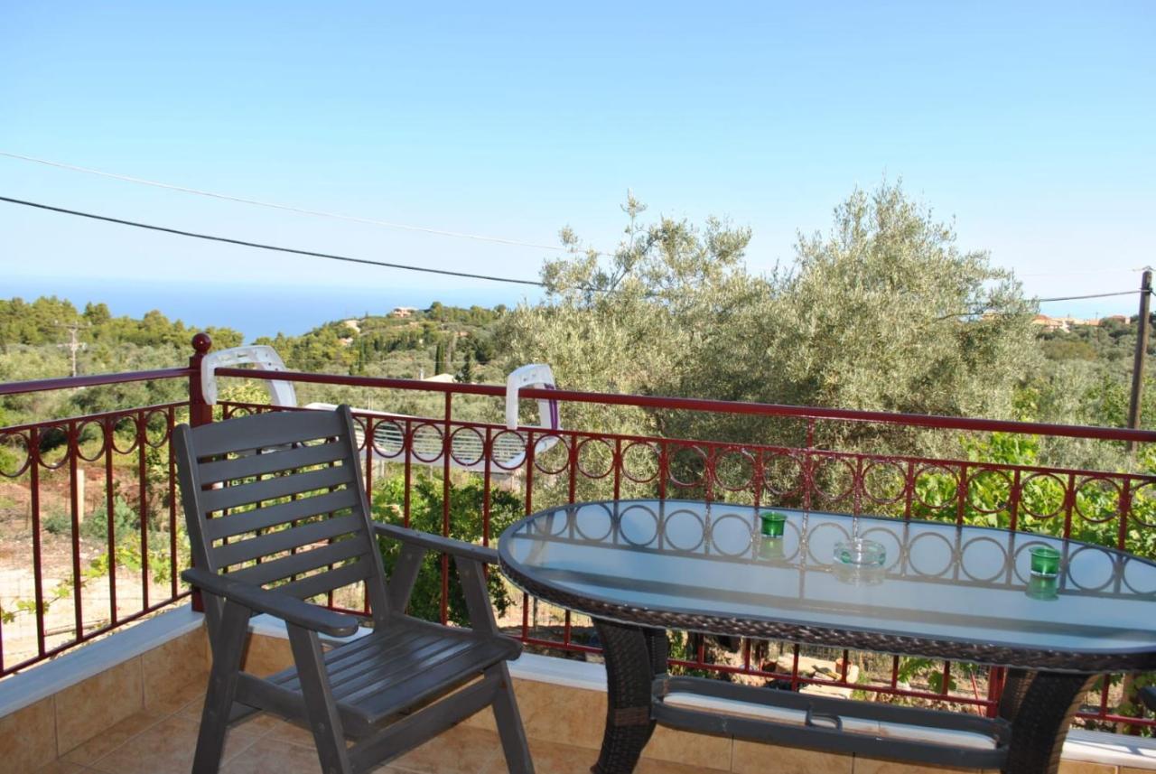 Monika Lefkada Hotel Tsoukaládhes Buitenkant foto