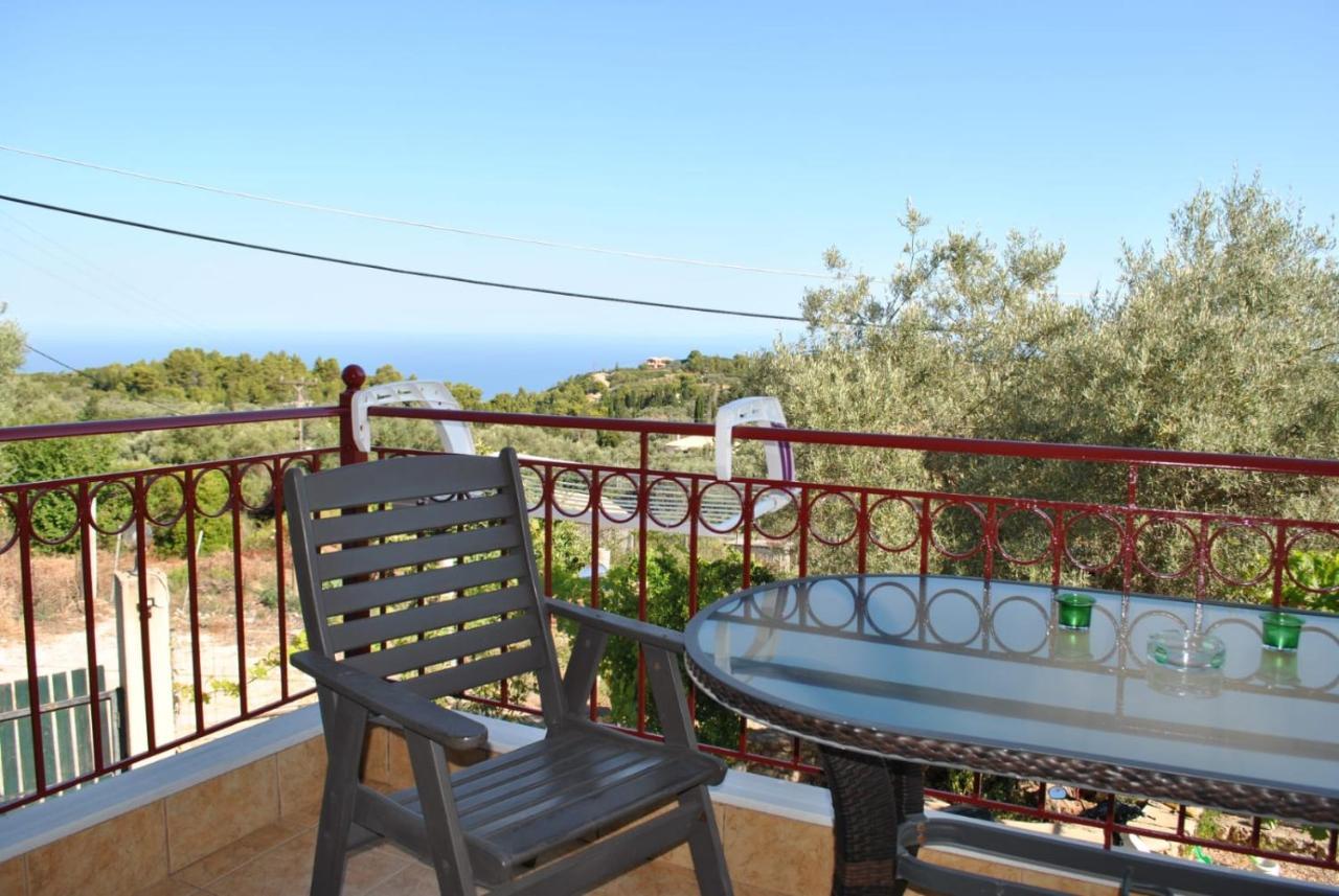Monika Lefkada Hotel Tsoukaládhes Buitenkant foto