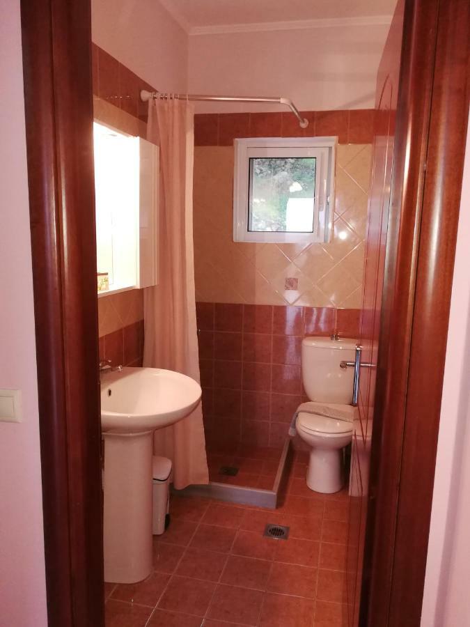 Monika Lefkada Hotel Tsoukaládhes Buitenkant foto