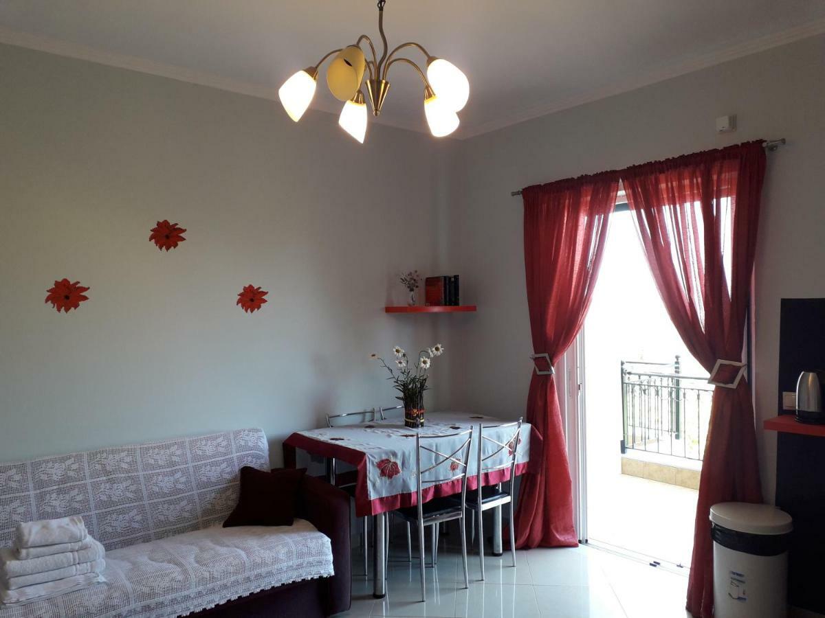 Monika Lefkada Hotel Tsoukaládhes Buitenkant foto